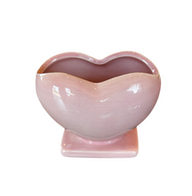 Load image into Gallery viewer, Pink Heart Planter
