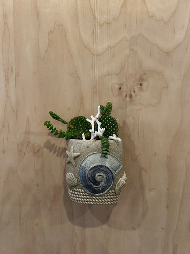 iLoveTus Hanging Planters