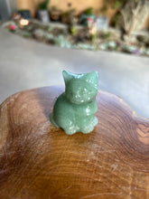 Load image into Gallery viewer, Crystal Animals