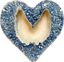 Load image into Gallery viewer, ILV Heart of Blue Crystals Planter